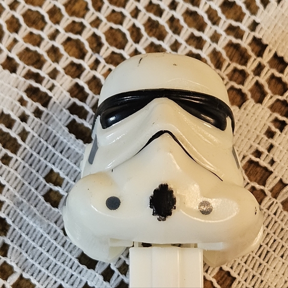 STAR WARS CANDY - PEZ - EPISODE 1 FILM ACTION CONTAINERS - WONKA TART N TINYS - Picture 11 of 11